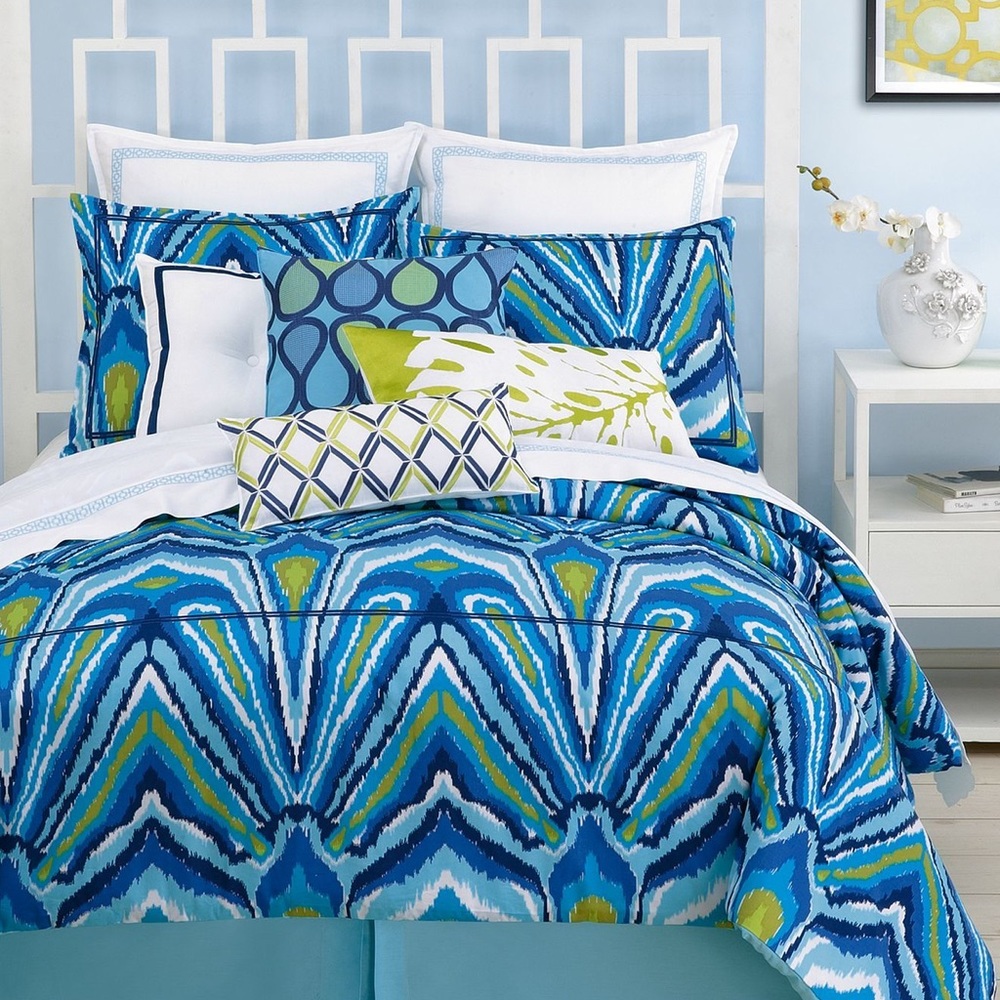 Trina Turk comforter set & TT matching cushions